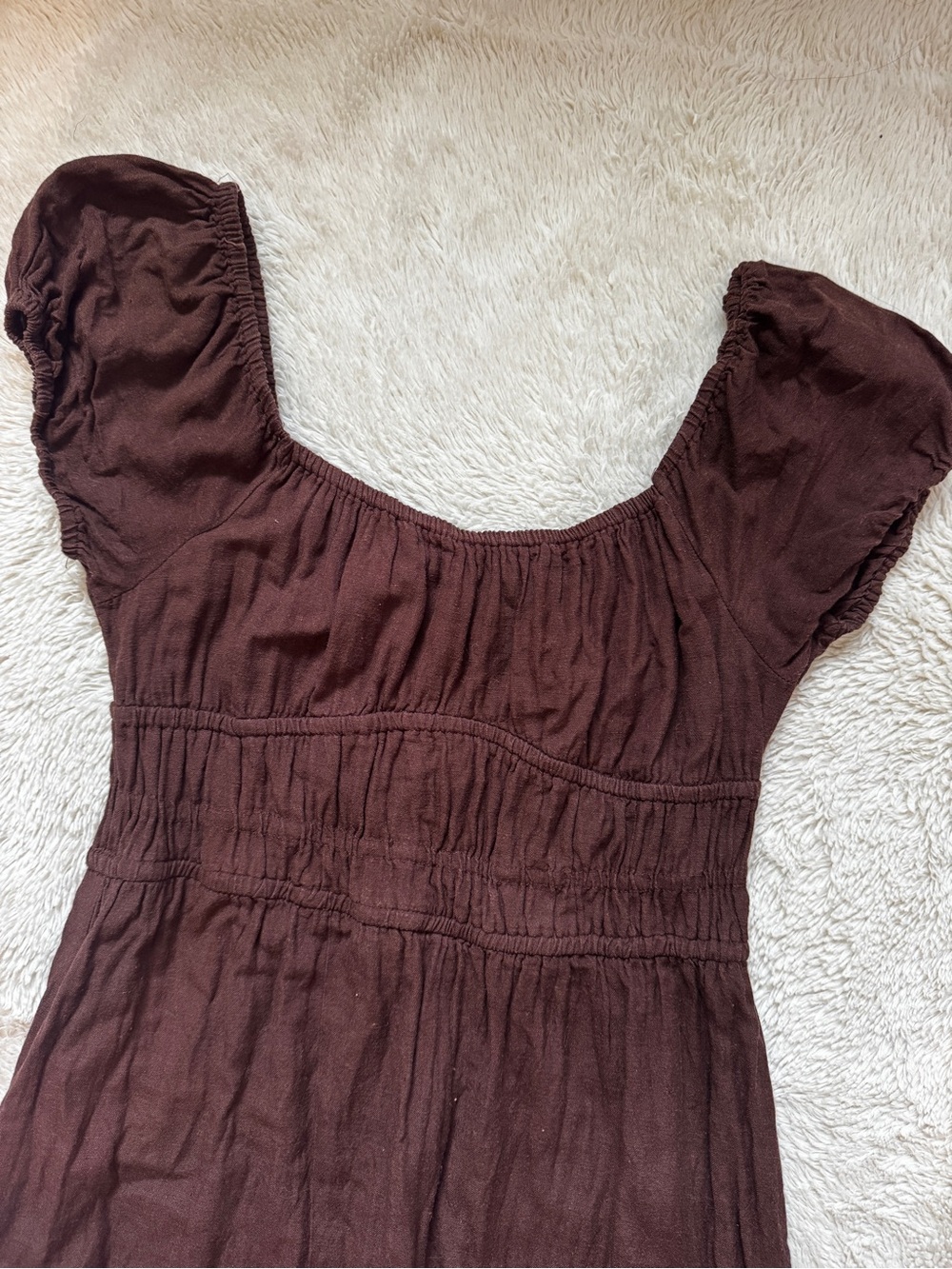 Brown Scoop Neck Midi Dress with Puff Sleeves - Picture 4 of 7